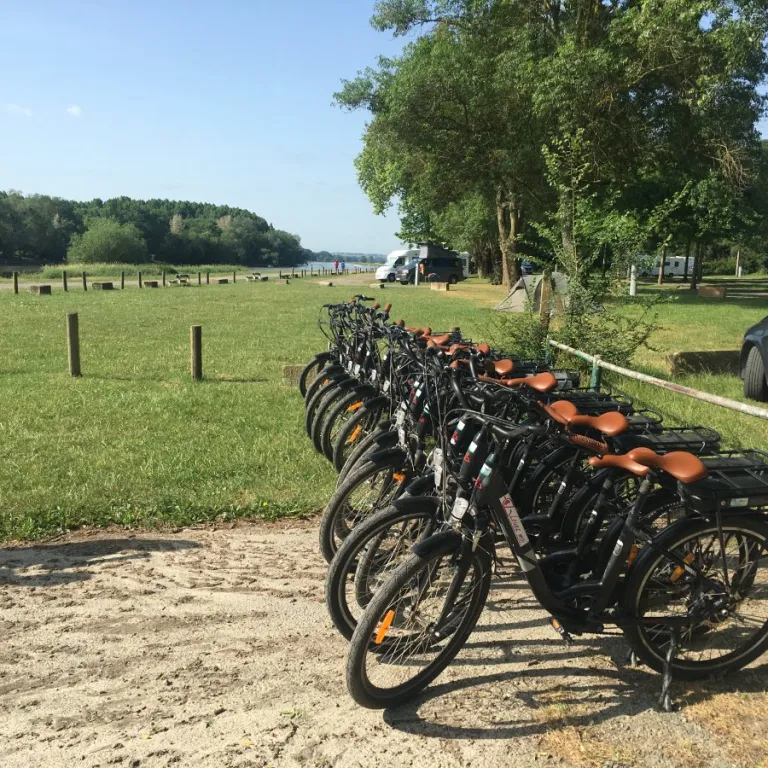 Interview de Sébastien MONTECOT de LOIRE ATTITUDE : Vivre l’expérience de la Loire en camping-car